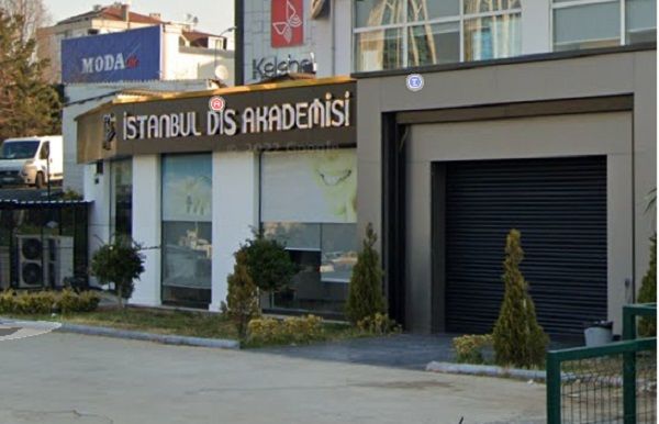 İstanbul Diş Akademisi Ağız Ve Diş Sağlığı Polikliniği